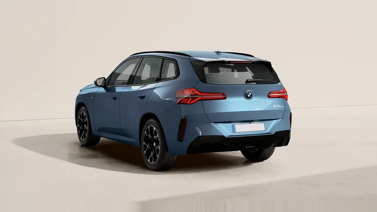 BMW X3 20d xDrive en renting para particulares — Trasera