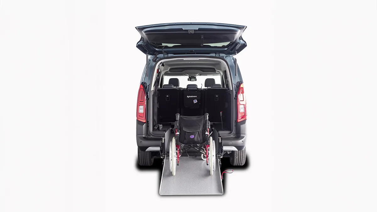 Citroën Berlingo Talla XL BlueHDi 100 YOU L2 N1 Adaptado en renting para particulares — Trasera