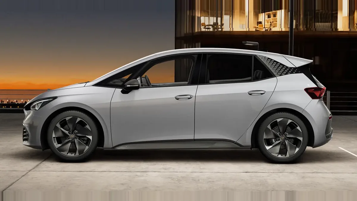 CUPRA Born e-Boost Pack Advanced Plus en renting para particulares — Lateral