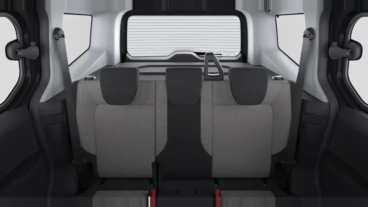 Ford Tourneo Courier Trend 1.0 Ecoboost 125CV M1 II en renting para particulares — vista 6