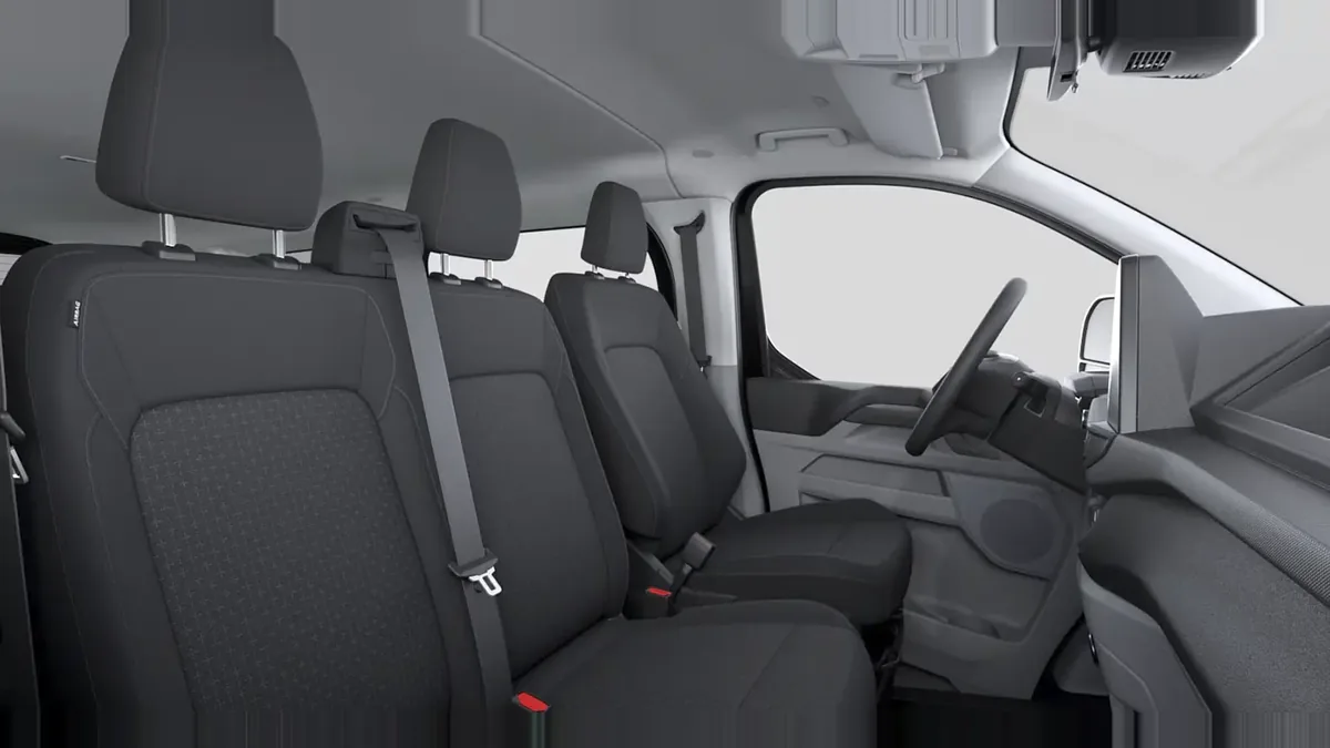 Ford Transit Custom Kombi 2.0 EcoBlue 136CV 320 L2 Trend II en renting para particulares — Interior