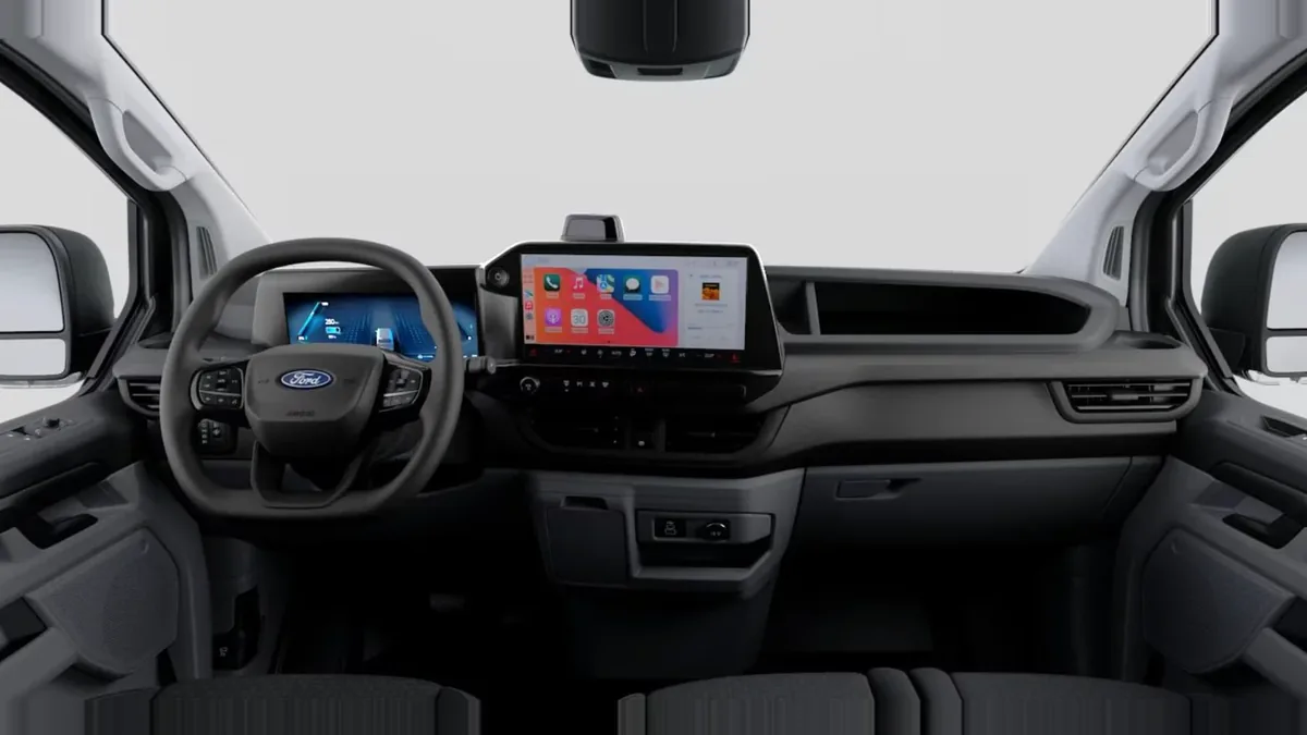 Ford TRANSIT CUSTOM Van BEV 83kWh 100kW 320 L1 Trend en renting para particulares — Interior