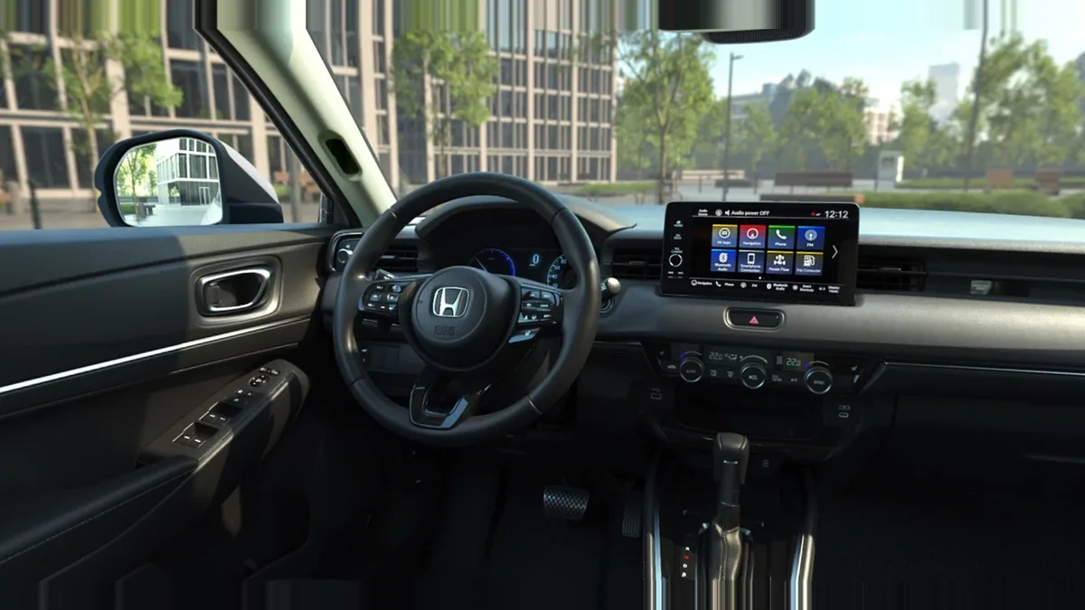 Honda HR-V 1.5 i-MMD Elegance 131CV en renting para particulares — Interior