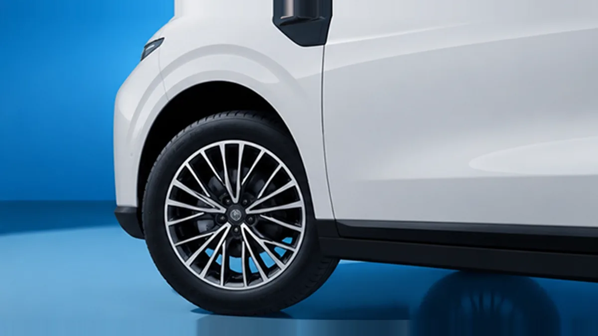 Leapmotor B10 REEV 18.8 kWh Life AT en renting para particulares — vista 7