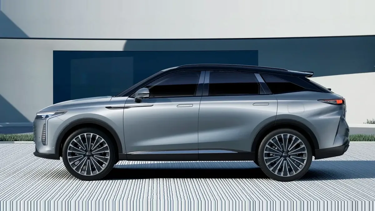 Omoda 9 1.5 TGDI Híbrido Premium 537CV en renting para particulares — Delantera