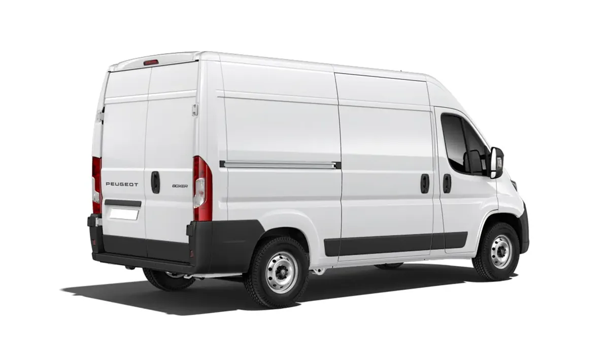 Peugeot Boxer 3.3 L2H2 BHDI 103kW en renting para particulares — Trasera