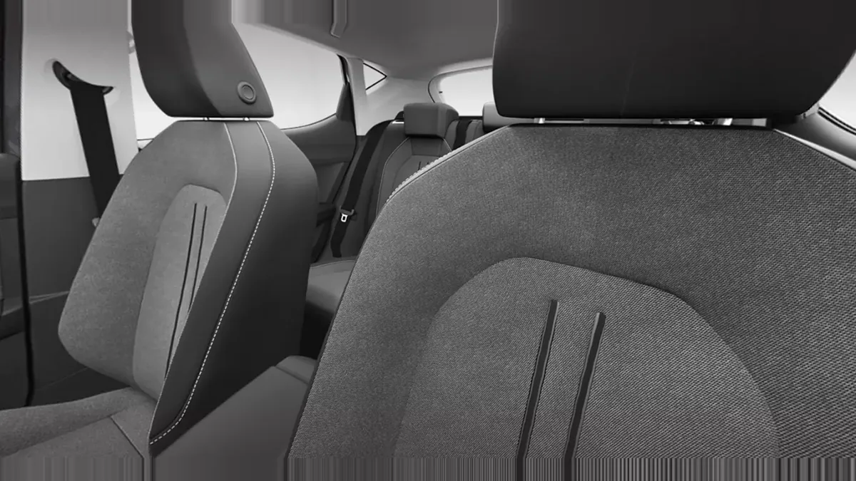 SEAT León 1.5 eTSI DSG-7 S&S Style XL en renting para particulares — vista 8