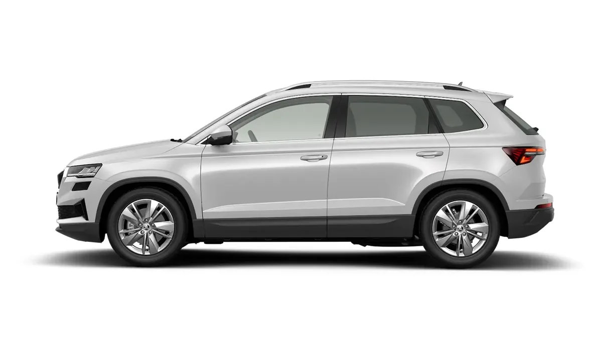 Škoda Karoq Selection 2.0 TDI DSG en renting para particulares — Trasera